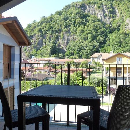 Casa Marck Appartement Maccagno Buitenkant foto